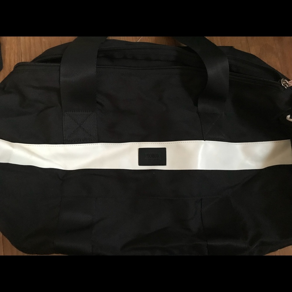 PINK VICTORIA SECRET DUFFLE BAG BLACK